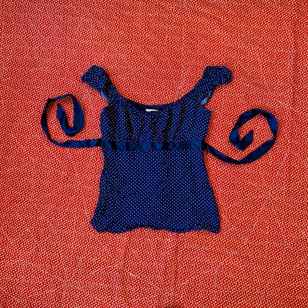 Hollister Navy Blue Polka Dot Empire Waist Top Cap Sleeve Ribbon Tie Size M